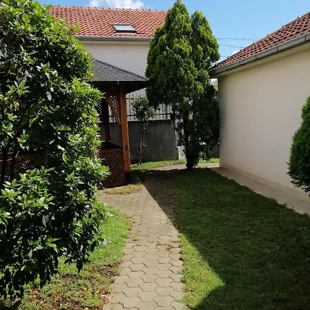 Apartmants Mazoljice Apartment